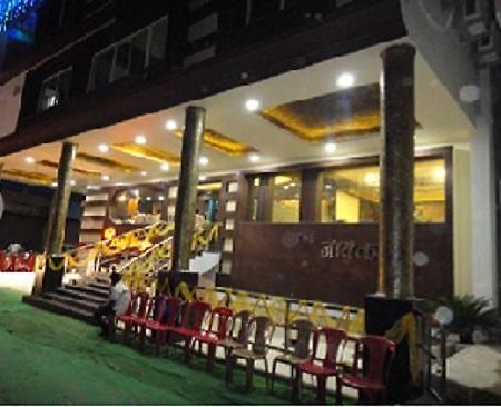 City Surya Hotel Gaya Exterior foto